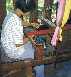 Cloth  weaving  in  Thailand